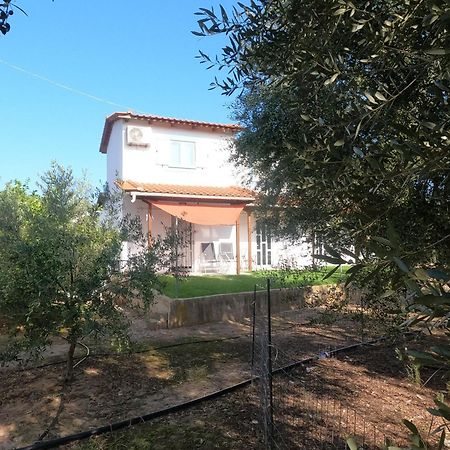 Spiti Ostria Villa Aegium Buitenkant foto